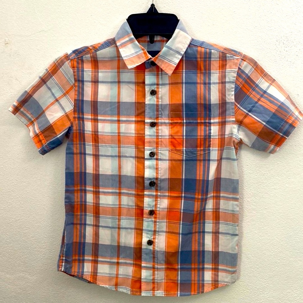 Basics Edition button down shirt.